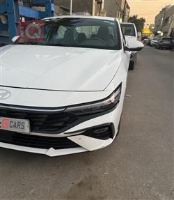 هیۆندای ئەلەنترا